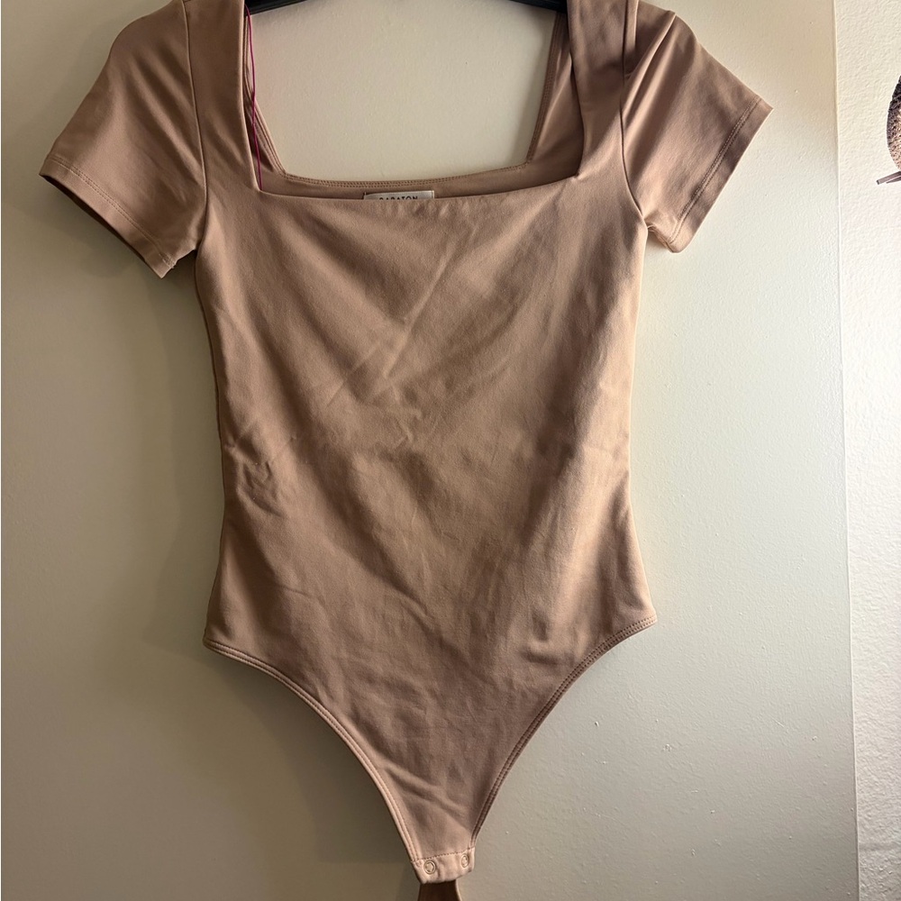 Aritzia Contour Squareneck Bodysuit